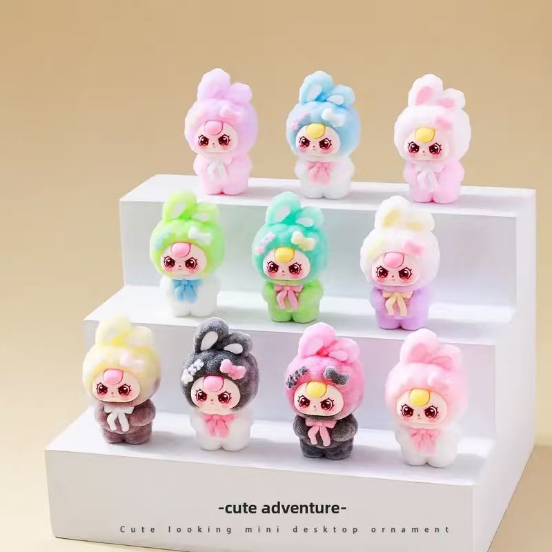 Hot Genuine Mini Figures Deskt - đánh giá và giá Car Accessories Girl