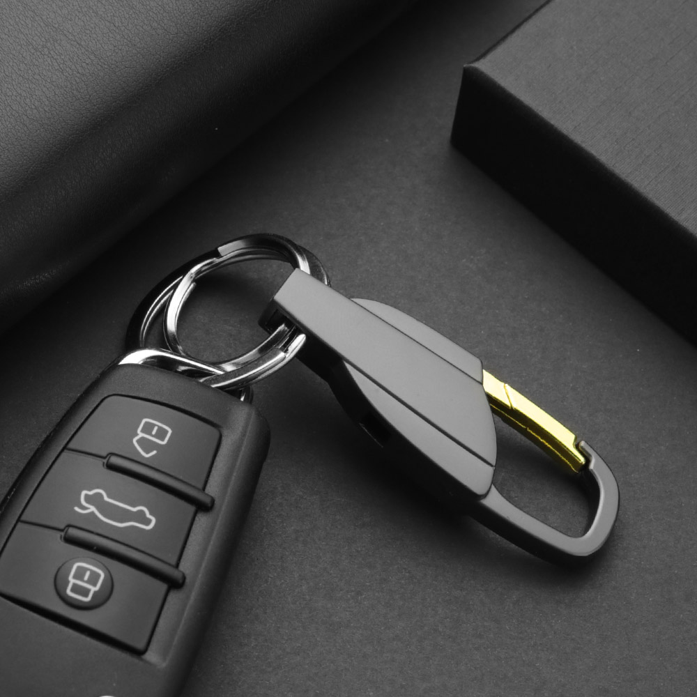 Cá Tính Chữ Móc Khóa Nam Dây C - đánh giá và giá Car Accessories Name