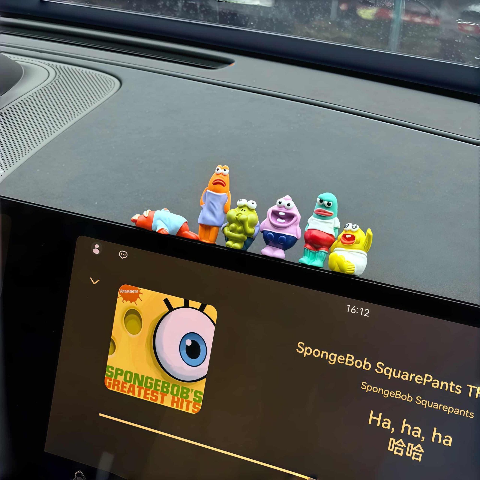 SpongeBob Figurine Ornament Cu - đánh giá và giá Car Accessories Girl